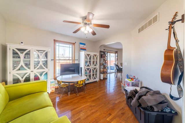 704 Coach Light Lane, Lowell, IN 46356