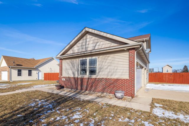 704 Coach Light Lane, Lowell, IN 46356