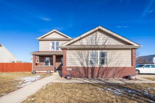 704 Coach Light Lane, Lowell, IN 46356