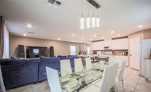 5860 Mia Skye Street, Las Vegas, NV 89148