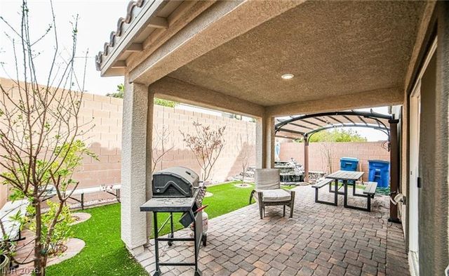 5860 Mia Skye Street, Las Vegas, NV 89148