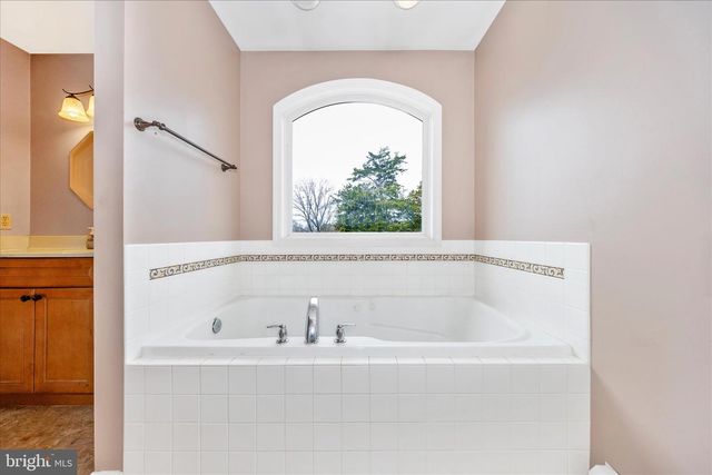 411 9TH AVE, Brunswick, MD 21716