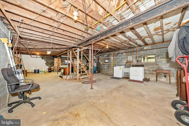 411 9TH AVE, Brunswick, MD 21716