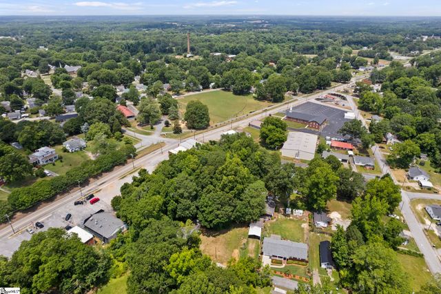 111 Lincoln Street, Belton, SC 29627