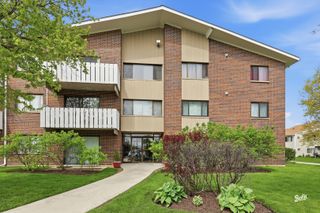 1000 Bayside Drive 314, Palatine, IL 60074