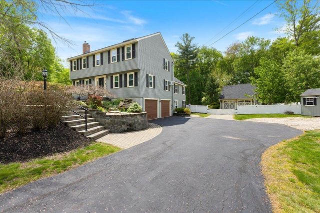 4 Applewood Lane, Salem, NH 03079