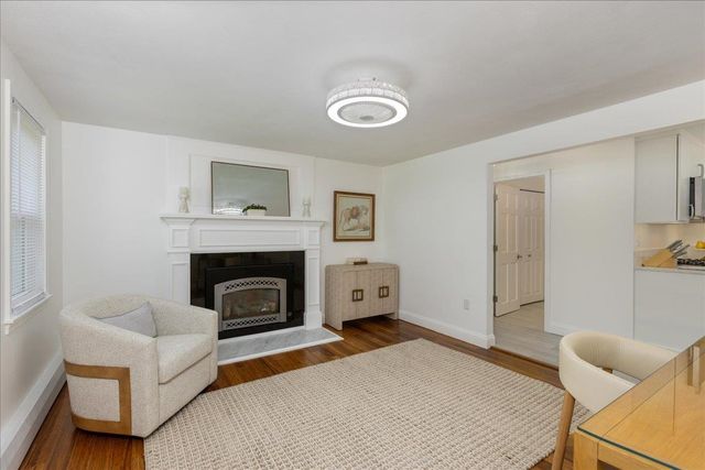 4 Applewood Lane, Salem, NH 03079