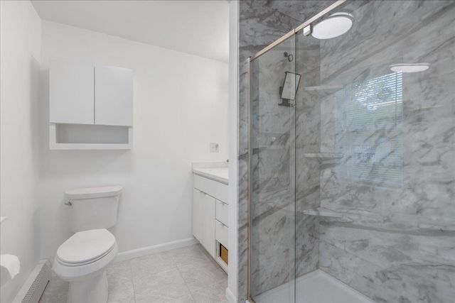 4 Applewood Lane, Salem, NH 03079