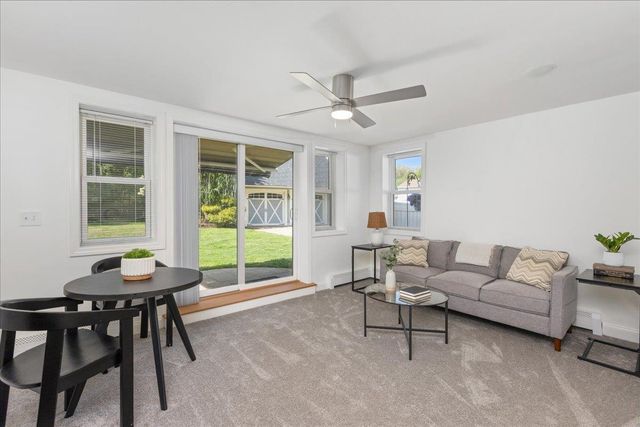 4 Applewood Lane, Salem, NH 03079