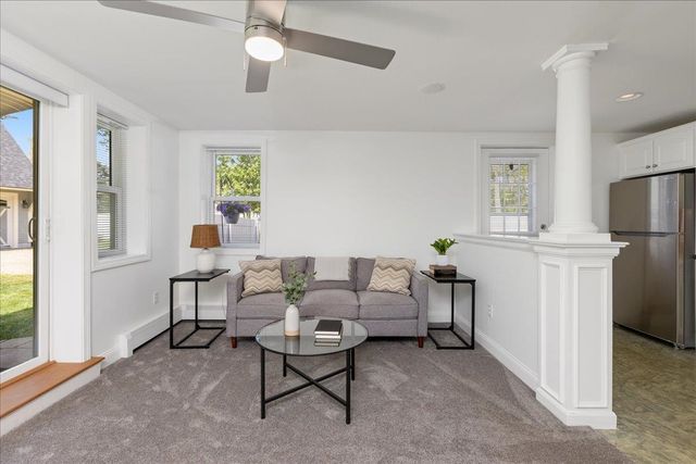 4 Applewood Lane, Salem, NH 03079