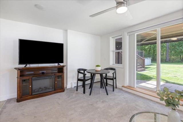 4 Applewood Lane, Salem, NH 03079