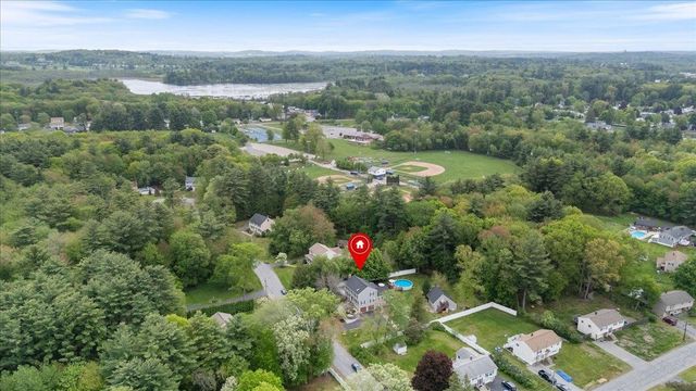 4 Applewood Lane, Salem, NH 03079