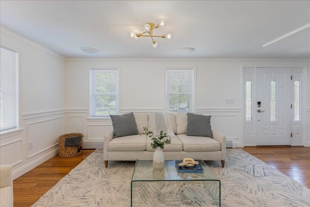 4 Applewood Lane, Salem, NH 03079