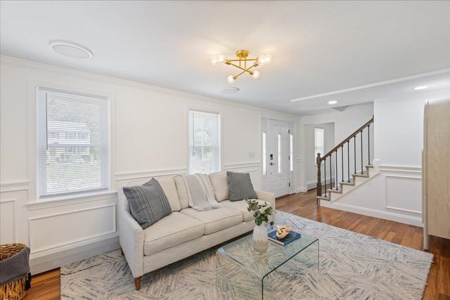 4 Applewood Lane, Salem, NH 03079
