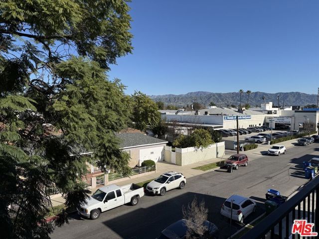 11528 Emelita Street, North Hollywood (los Angeles), CA 91601