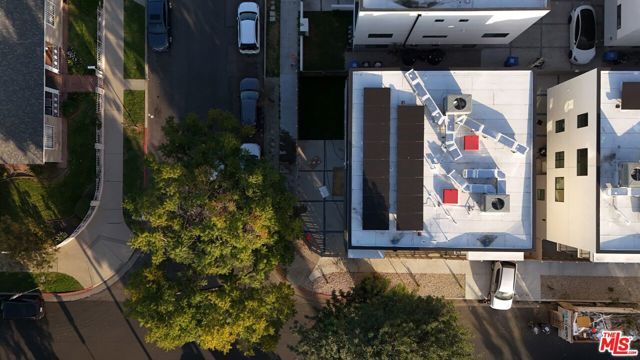 11528 Emelita Street, North Hollywood (los Angeles), CA 91601