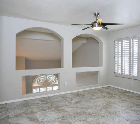 8710 E PINCHOT Avenue, Scottsdale, AZ 85251