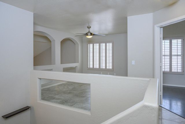 8710 E PINCHOT Avenue, Scottsdale, AZ 85251