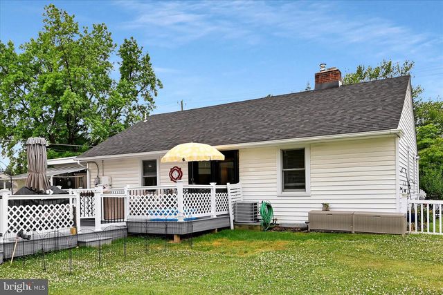 161 N LAUREL ST, Manheim, PA 17545
