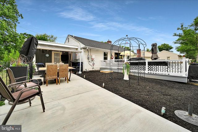 161 N LAUREL ST, Manheim, PA 17545