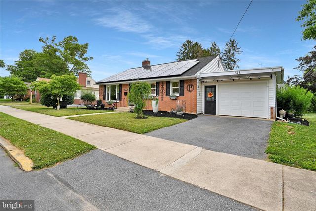 161 N LAUREL ST, Manheim, PA 17545