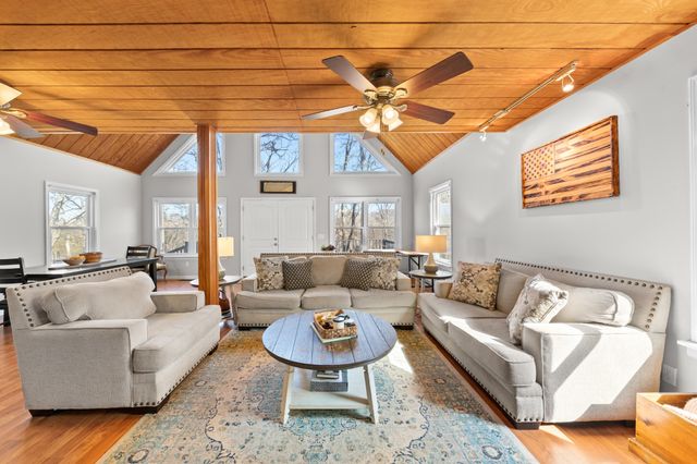 3420 Clear Creek Rd, Pulaski, TN 38478