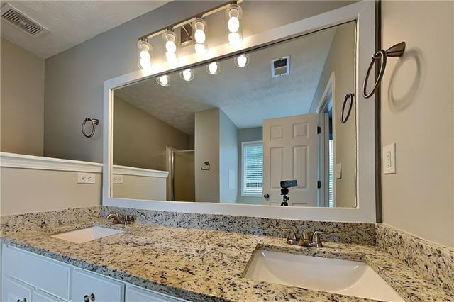 70 Leighs Grove Way, Grayson, GA 30017
