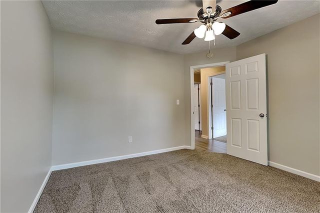70 Leighs Grove Way, Grayson, GA 30017