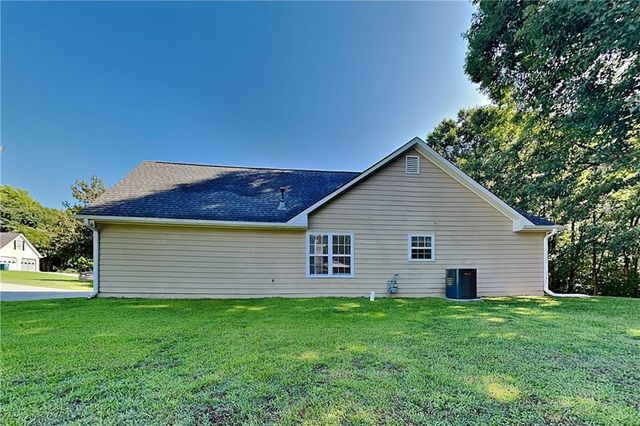 70 Leighs Grove Way, Grayson, GA 30017