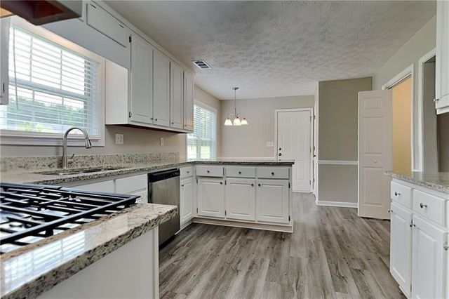 70 Leighs Grove Way, Grayson, GA 30017
