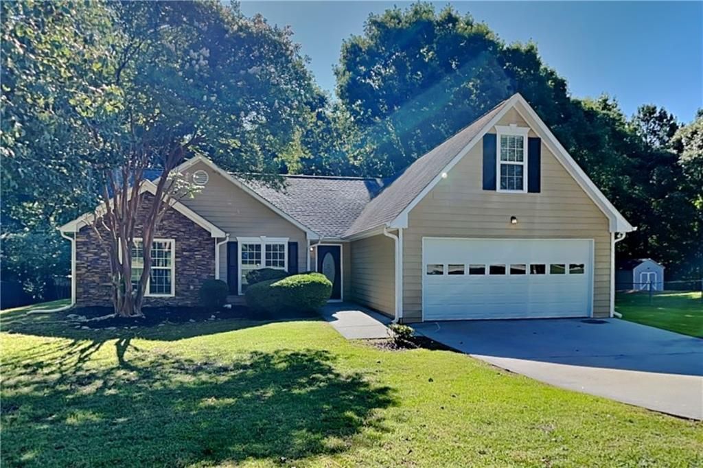 70 Leighs Grove Way, Grayson, GA 30017