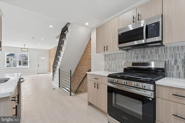 2415 E CLEARFIELD ST, Philadelphia, PA 19134