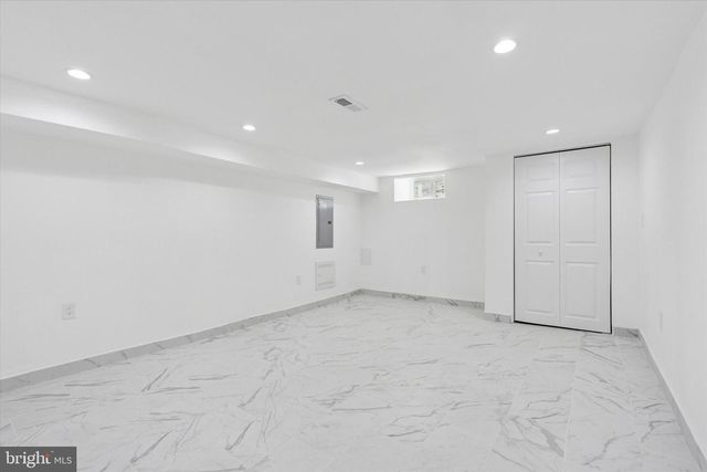 2415 E CLEARFIELD ST, Philadelphia, PA 19134