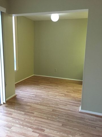 46 Shrewsbury Green B, Shrewsbury, MA 01545