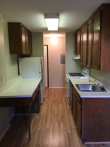 46 Shrewsbury Green B, Shrewsbury, MA 01545