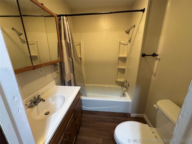 404 N Vine Avenue, Cleveland, OK 74020