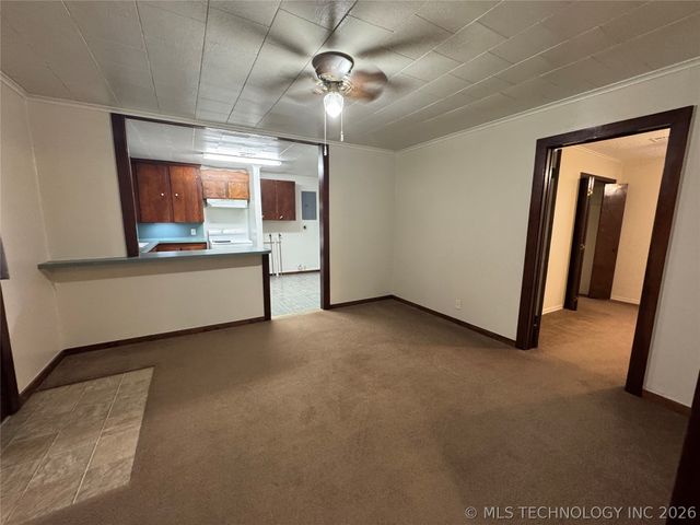 404 N Vine Avenue, Cleveland, OK 74020