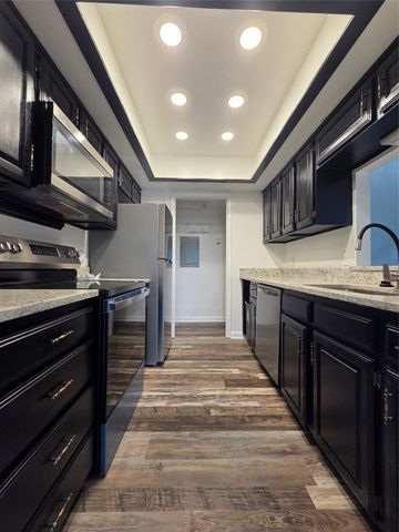 1038 Signal Ridge Place, Rockwall, TX 75032
