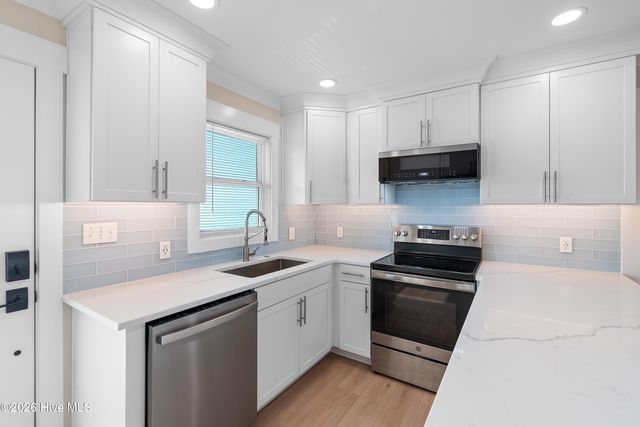 139 Tarpon Drive, Supply, NC 28462