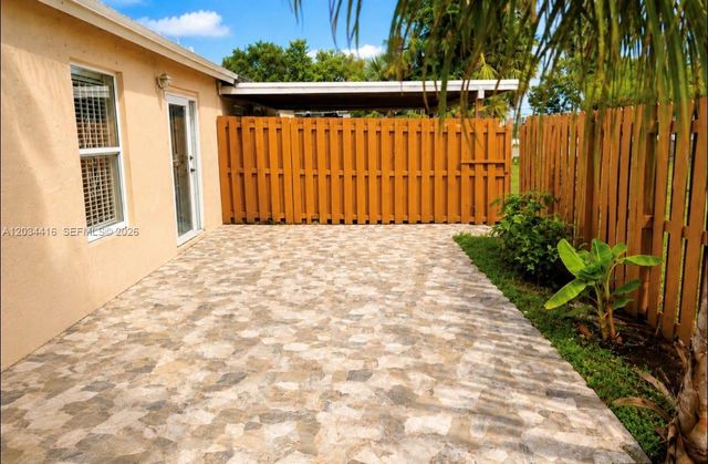 20103 NW 27th Cir, Miami Gardens, FL 33056