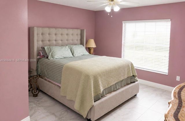 20103 NW 27th Cir, Miami Gardens, FL 33056