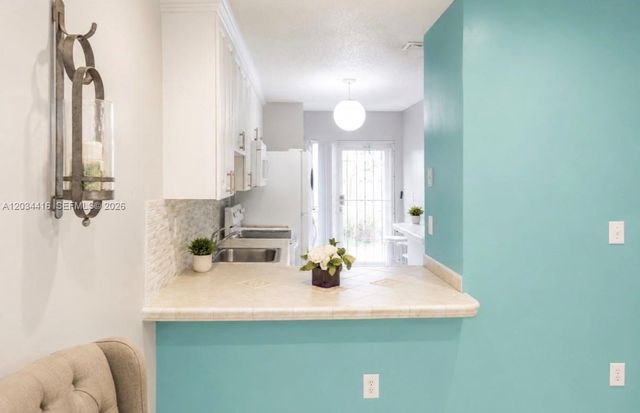 20103 NW 27th Cir, Miami Gardens, FL 33056