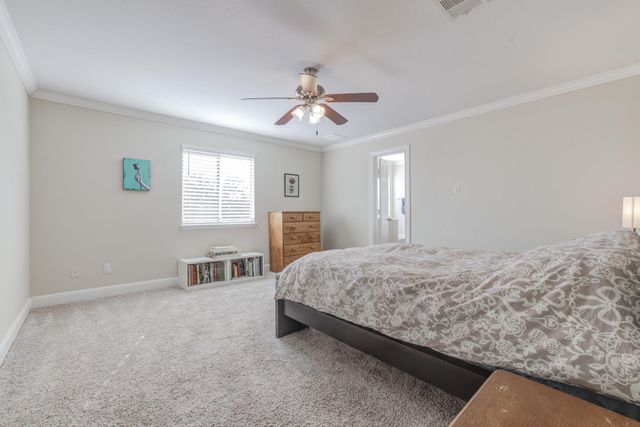 109 Hillhouse LN, Manchaca, TX 78652