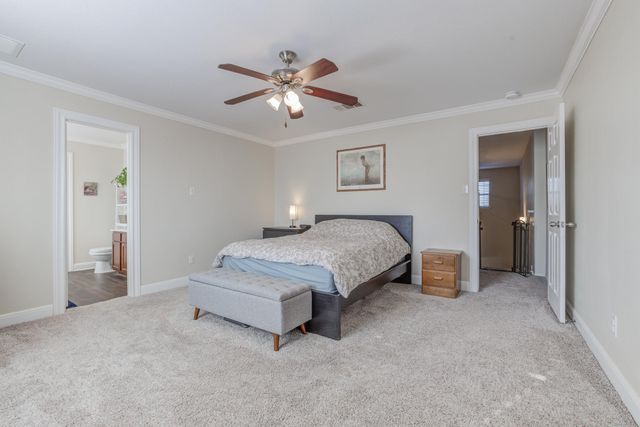 109 Hillhouse LN, Manchaca, TX 78652