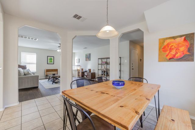 109 Hillhouse LN, Manchaca, TX 78652