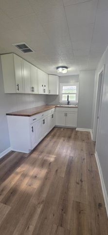 211 Garner School Road, Somerset, KY 42503