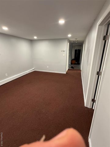 28 Weir, Hempstead, NY 11550