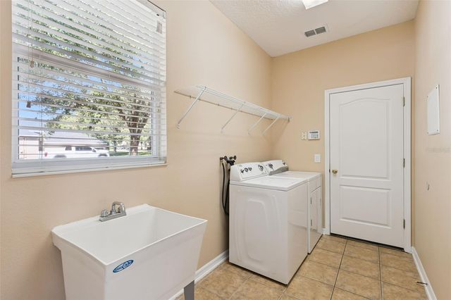 2692 CEDAR KNOLL DRIVE, Apopka, FL 32712