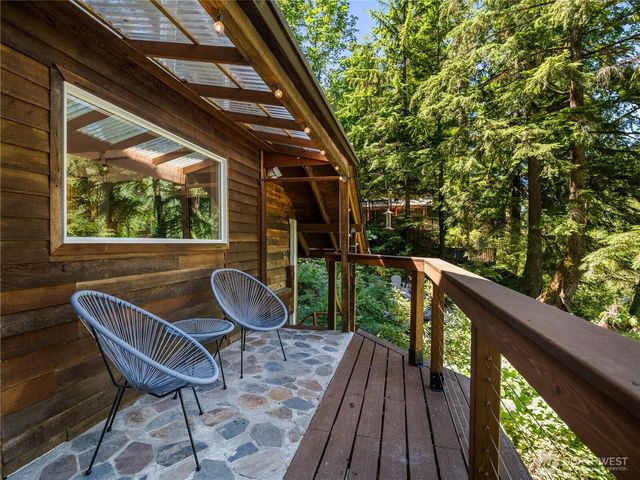 52607 S Riverside Road, Gold Bar, WA 98251