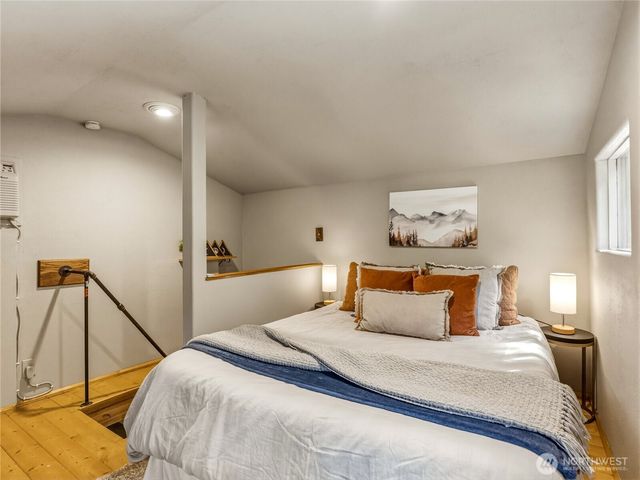 52607 S Riverside Road, Gold Bar, WA 98251